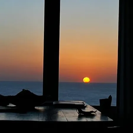 Sun Set House *